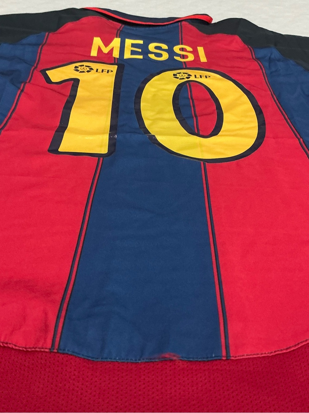 NWT FC Barcelona Messi #10 Retro Home Jersey - Nike size Extra Large - Picture 9 of 11